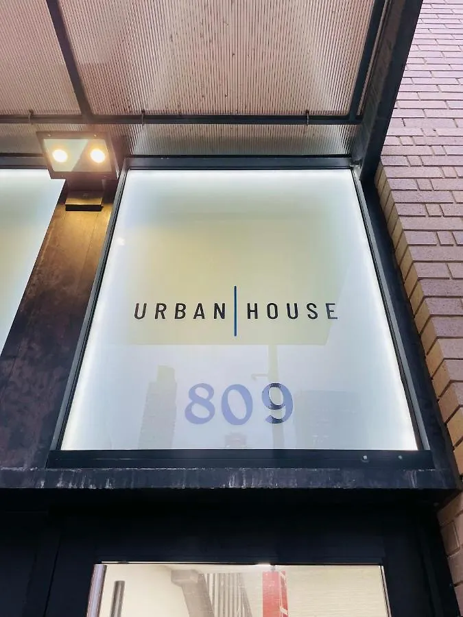 דירות ניו יורק 809-6B 2Br Duplex Breathtaking Views Beauty